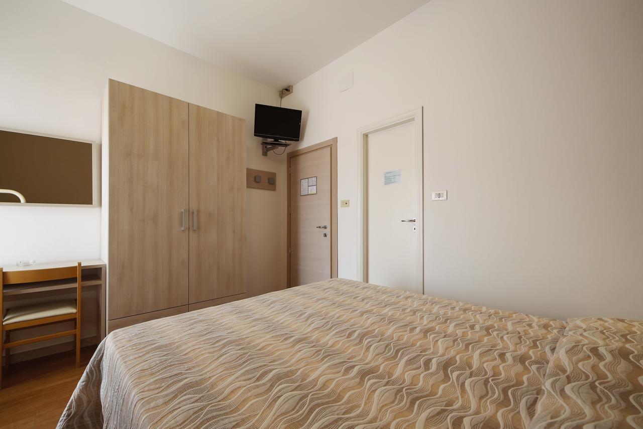 Hotel Susanna 里米尼 客房 照片