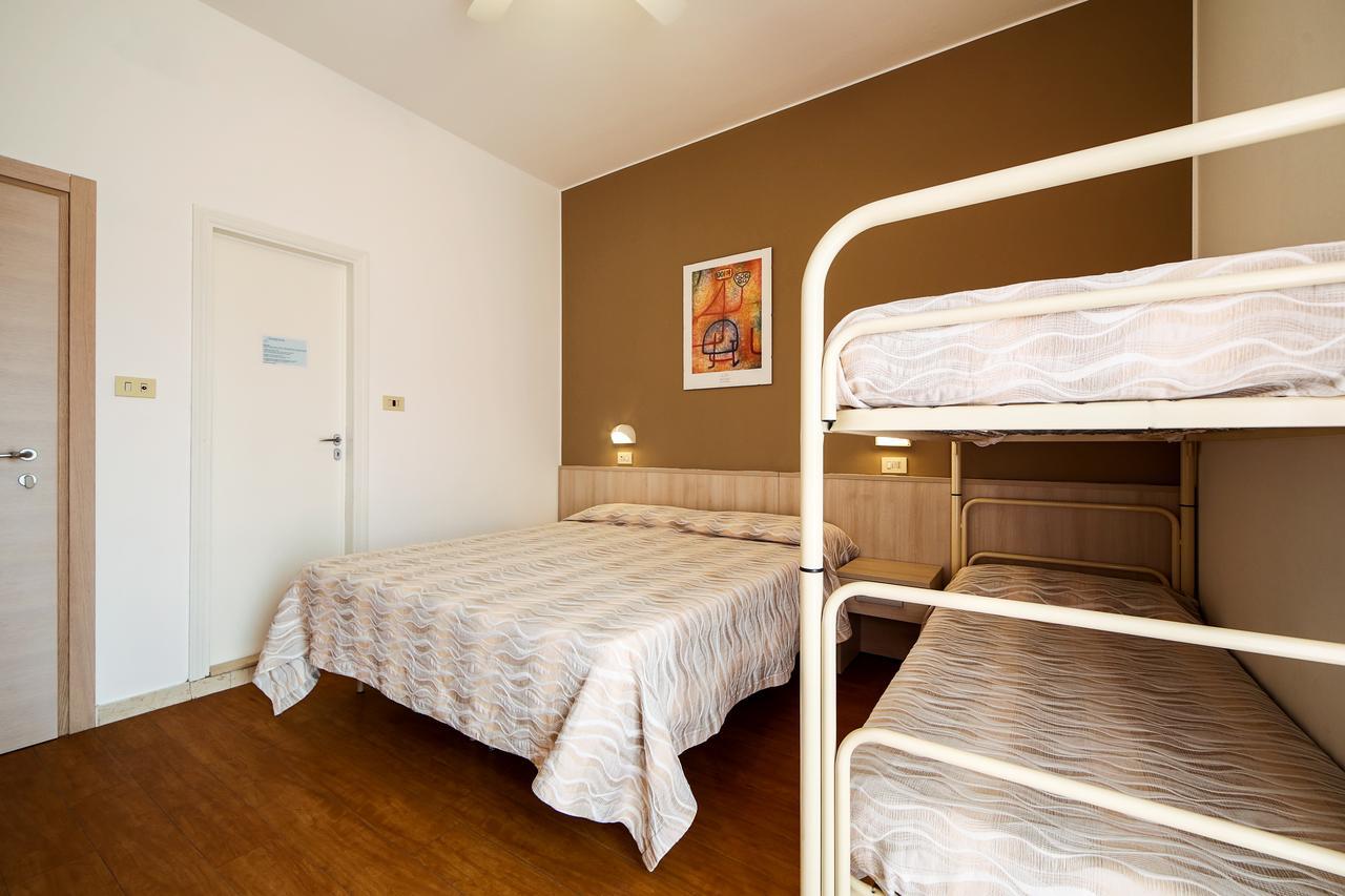 Hotel Susanna 里米尼 外观 照片