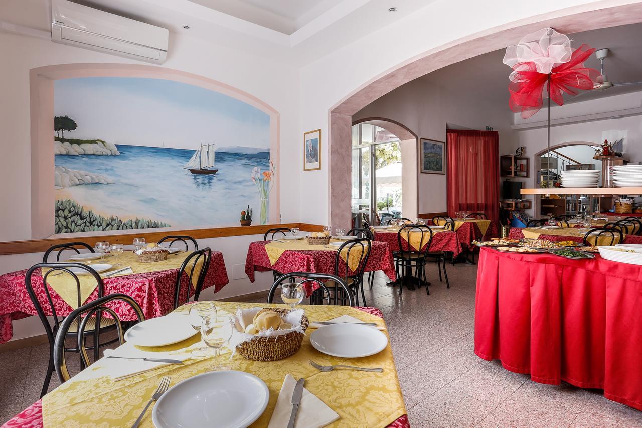 Hotel Susanna 里米尼 外观 照片